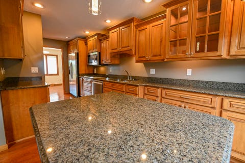 Tiny photo for 6401 Utica Ridge Road #28, Davenport, IA 52807 (MLS # 12713823)
