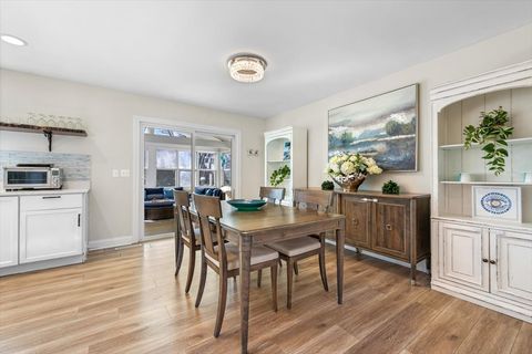 Tiny photo for 19 Golfview Lane, Lake Barrington, IL 60010 (MLS # 12552238)