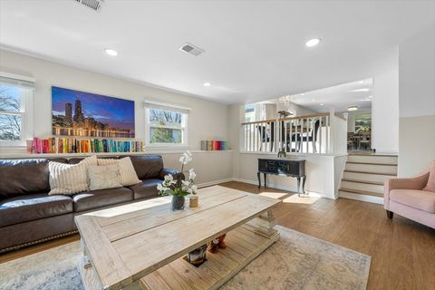 Tiny photo for 19 Golfview Lane, Lake Barrington, IL 60010 (MLS # 12552238)