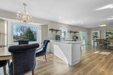 Tiny photo for 19 Golfview Lane, Lake Barrington, IL 60010 (MLS # 12552238)