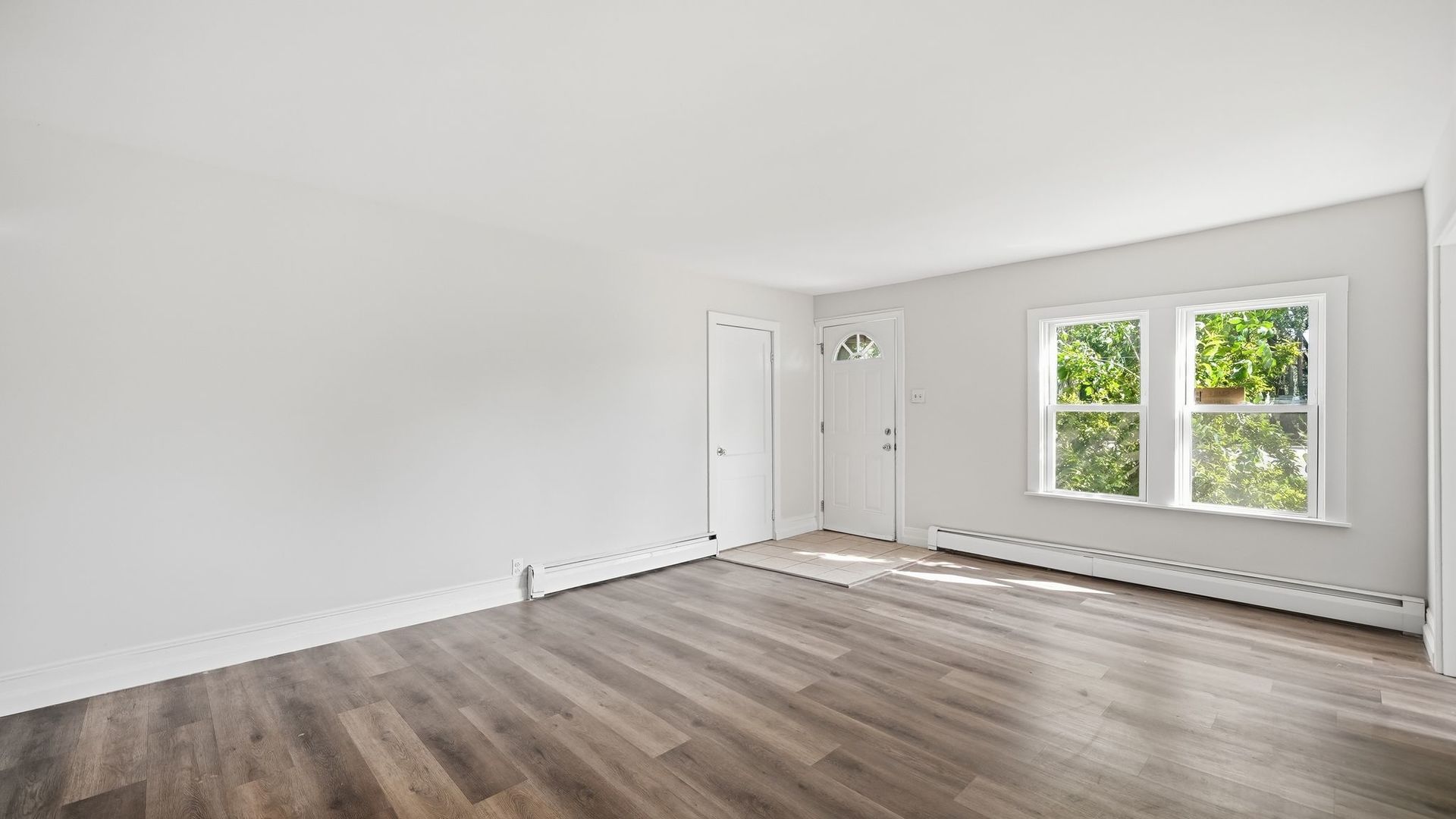 109 E Mondamin Street