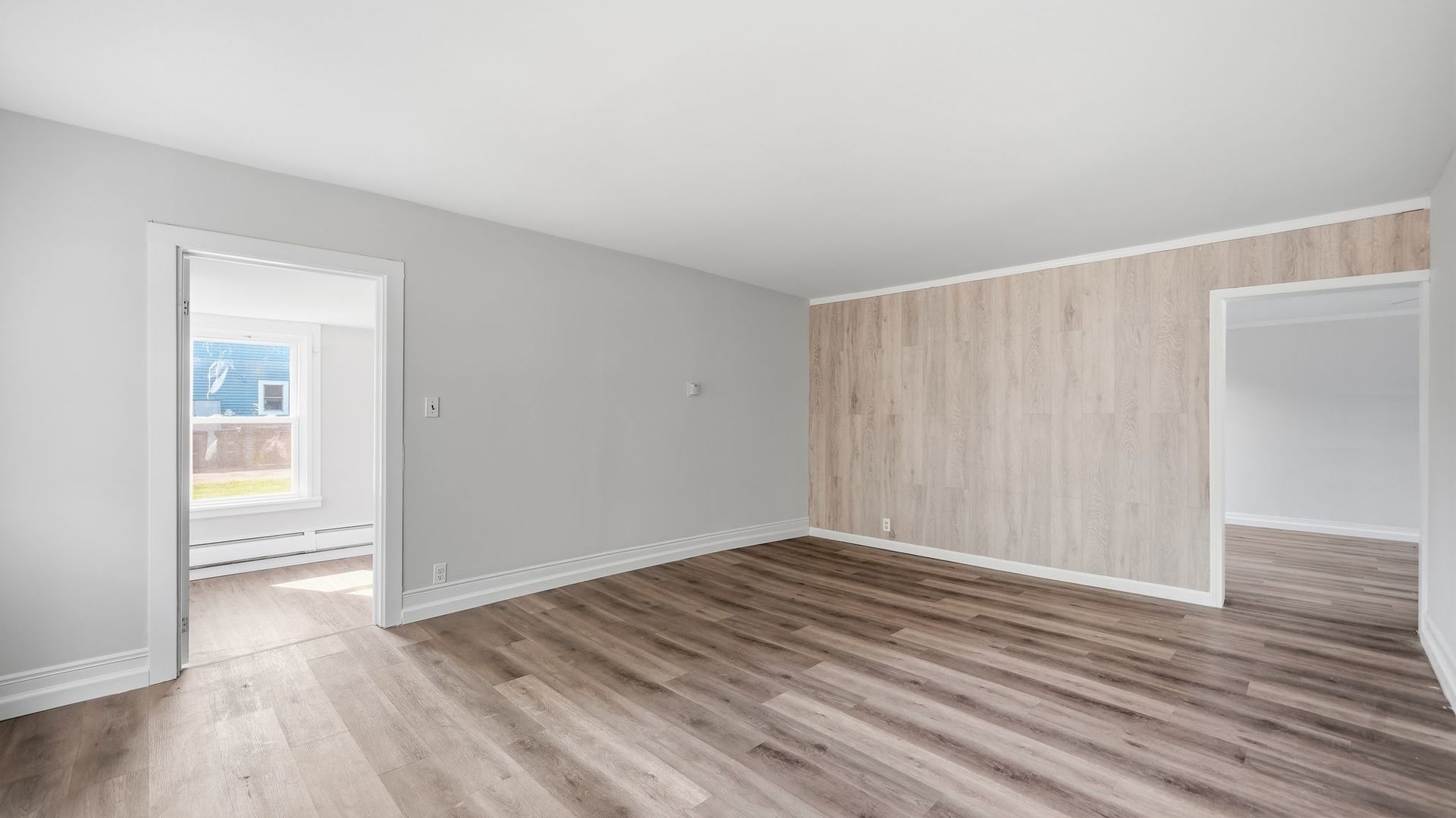 109 E Mondamin Street