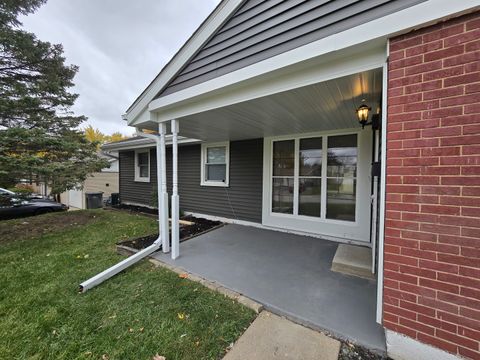 Tiny photo for 15208 Highland Avenue, Orland Park, IL 60462 (MLS # 12510383)