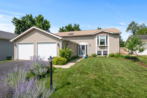 Photo of 36 Evergreen Drive, Streamwood, IL 60107 (MLS # 12521180)