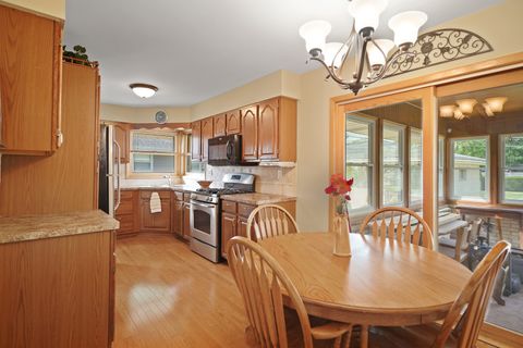 Tiny photo for 2526 Gabriel Avenue, Zion, IL 60099 (MLS # 12497282)