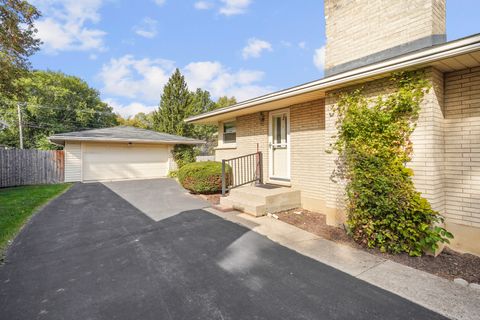 Tiny photo for 2526 Gabriel Avenue, Zion, IL 60099 (MLS # 12497282)