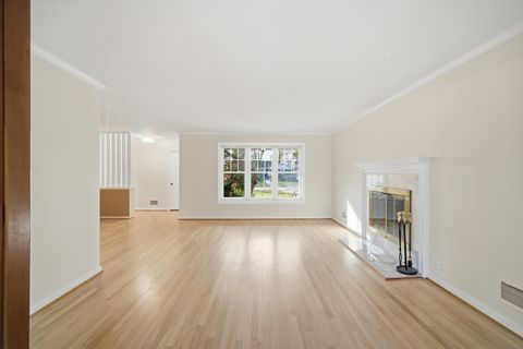 Tiny photo for 1700 Marguerite Street, Park Ridge, IL 60068 (MLS # 12600968)