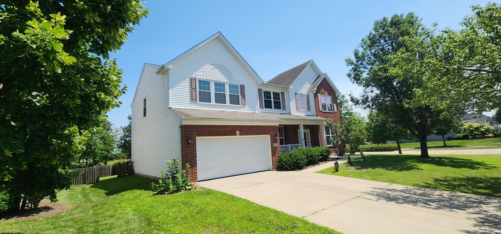 4 Claridge Court