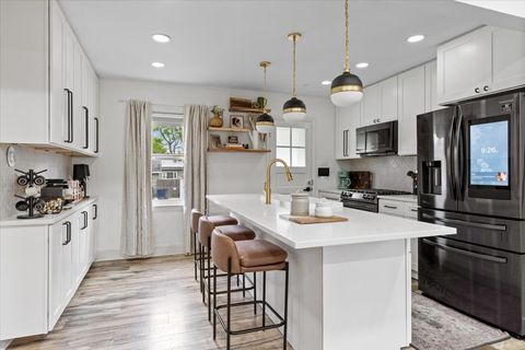 Tiny photo for 9125 S 54th Avenue, Oak Lawn, IL 60453 (MLS # 12647383)