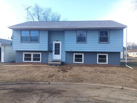 Photo of 1114 Suncrest Drive, Fulton, IL 61252 (MLS # 12565578)