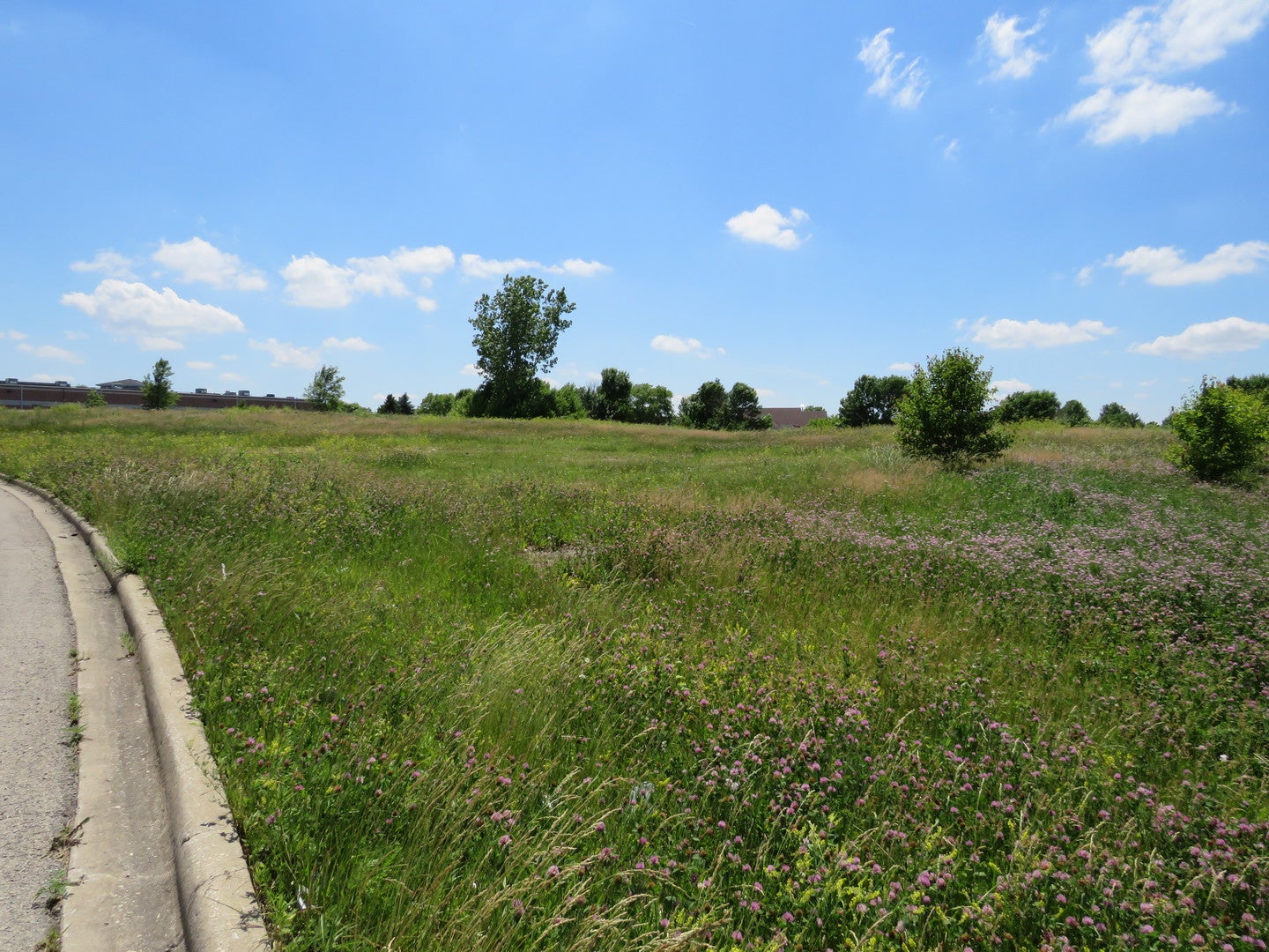 0 N Weber Road