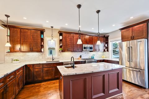 Tiny photo for 3710 Blanchan Avenue, Brookfield, IL 60513 (MLS # 12519420)