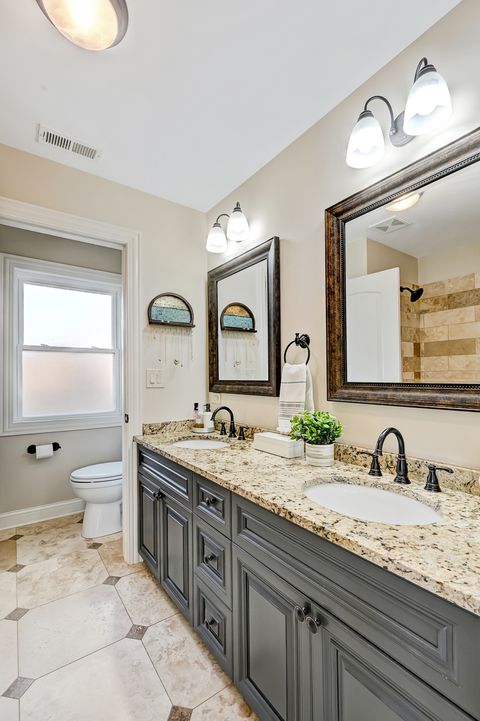 Tiny photo for 3710 Blanchan Avenue, Brookfield, IL 60513 (MLS # 12519420)