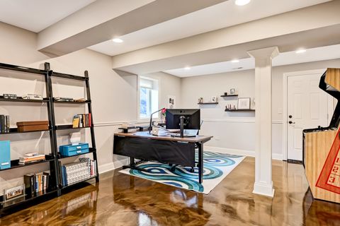 Tiny photo for 3710 Blanchan Avenue, Brookfield, IL 60513 (MLS # 12519420)