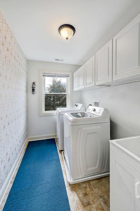 Tiny photo for 3710 Blanchan Avenue, Brookfield, IL 60513 (MLS # 12519420)