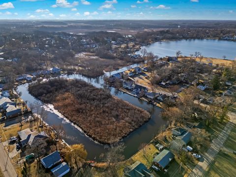 Tiny photo for 1112 Adams Avenue, Wauconda, IL 60084 (MLS # 12593091)