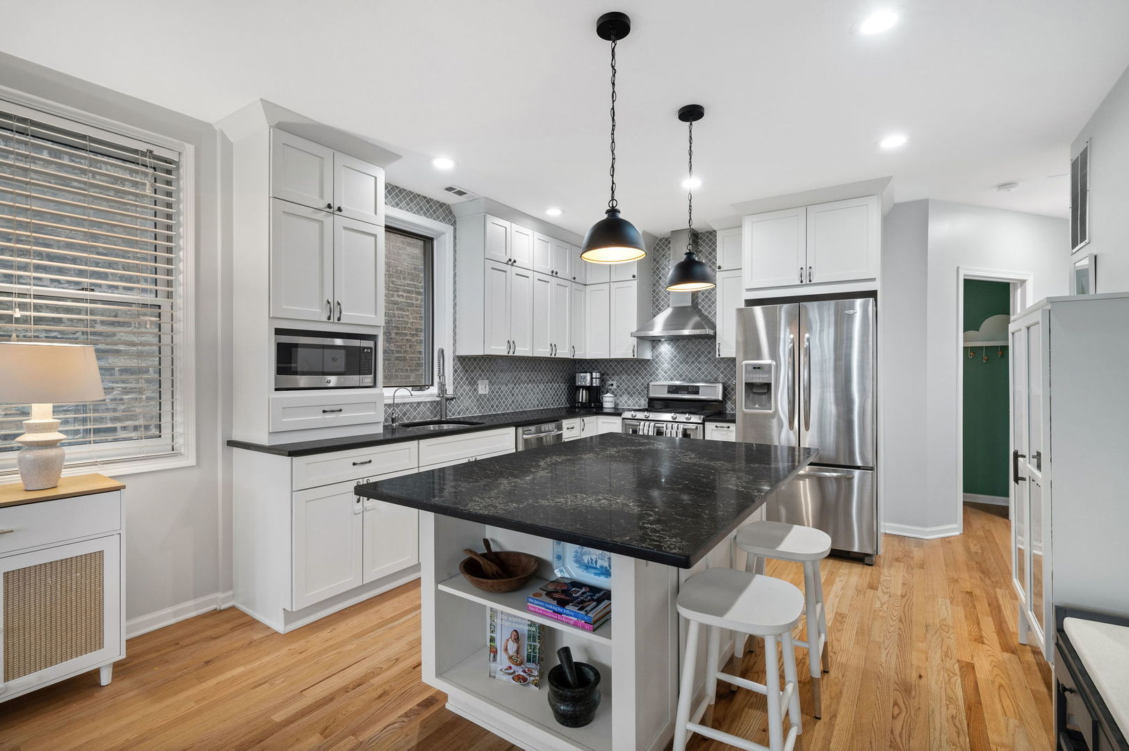 1420 W Hollywood Avenue 2