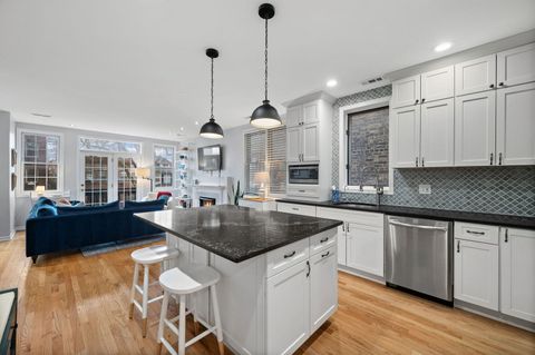 Tiny photo for 1420 W Hollywood Avenue #2, Chicago, IL 60660 (MLS # 12627315)