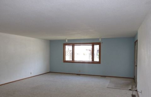 Tiny photo for 114 E 7th Street, Flora, IL 62839 (MLS # 12629304)
