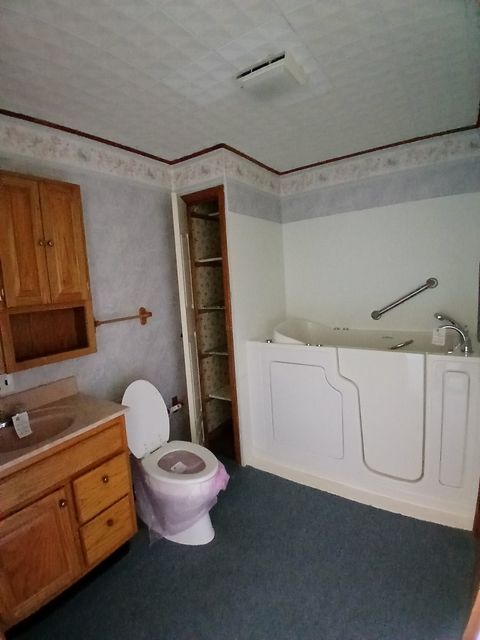 Tiny photo for 114 E 7th Street, Flora, IL 62839 (MLS # 12629304)