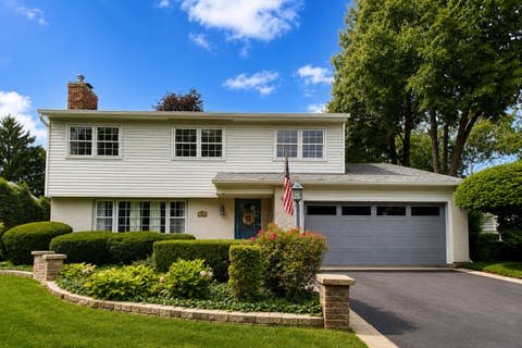 Photo of 104 N Northampton Drive, Geneva, IL 60134 (MLS # 12698206)