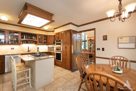 Tiny photo for 14500 Golf Road, Orland Park, IL 60462 (MLS # 12661240)