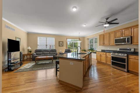 Tiny photo for 1710 Devonshire Lane, Shorewood, IL 60404 (MLS # 12724987)