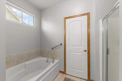 Tiny photo for 1710 Devonshire Lane, Shorewood, IL 60404 (MLS # 12724987)
