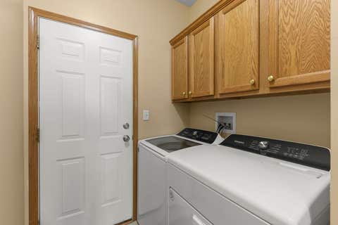 Tiny photo for 1710 Devonshire Lane, Shorewood, IL 60404 (MLS # 12724987)