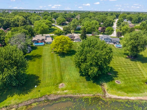Tiny photo for 11S669 Schillinger Drive, Naperville, IL 60564 (MLS # 12659827)