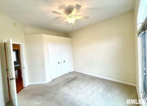 Tiny photo for 4212 Newbury Court, Quincy, IL 62305 (MLS # QC4268378)