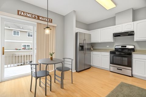 Tiny photo for 2310 Twilight Drive, Aurora, IL 60503 (MLS # 12533861)