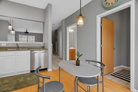 Tiny photo for 2310 Twilight Drive, Aurora, IL 60503 (MLS # 12533861)