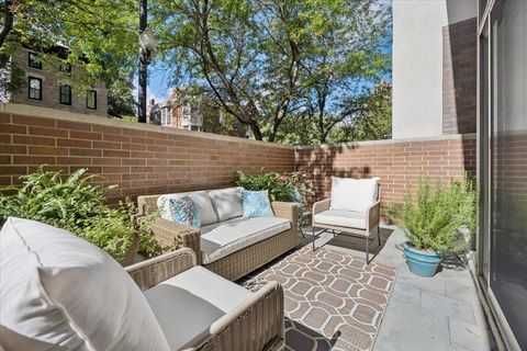 Tiny photo for 1740 N CLARK Street #1733, Chicago, IL 60614 (MLS # 12499481)