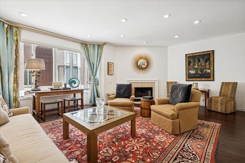 Tiny photo for 1740 N CLARK Street #1733, Chicago, IL 60614 (MLS # 12499481)