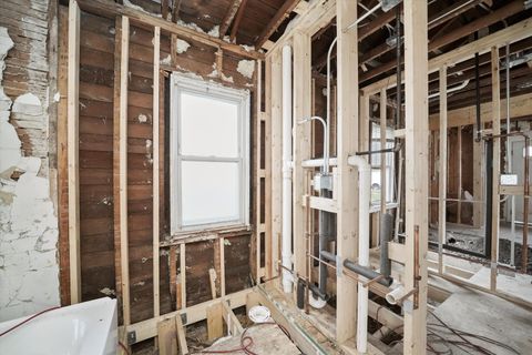 Tiny photo for 9552 S California Avenue, Evergreen Park, IL 60805 (MLS # 12526217)