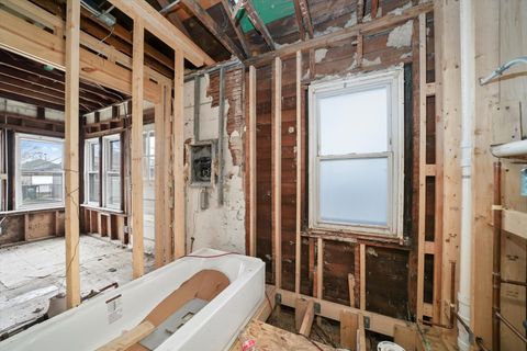 Tiny photo for 9552 S California Avenue, Evergreen Park, IL 60805 (MLS # 12526217)