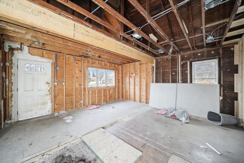 Tiny photo for 9552 S California Avenue, Evergreen Park, IL 60805 (MLS # 12526217)