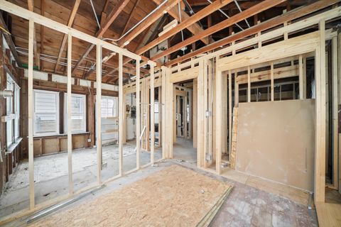 Tiny photo for 9552 S California Avenue, Evergreen Park, IL 60805 (MLS # 12526217)