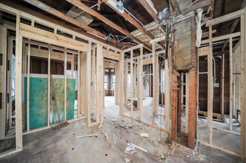 Tiny photo for 9552 S California Avenue, Evergreen Park, IL 60805 (MLS # 12526217)