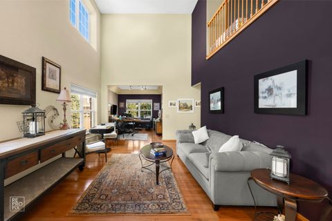 Tiny photo for 29 Bay Drive, Itasca, IL 60143 (MLS # 12519471)