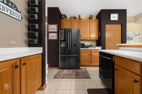 Tiny photo for 29 Bay Drive, Itasca, IL 60143 (MLS # 12519471)