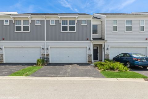 2543 Geranium Way Rolling Meadows IL 60008