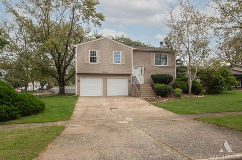 Tiny photo for 20463 S Graceland Lane, Frankfort, IL 60423 (MLS # 12764831)