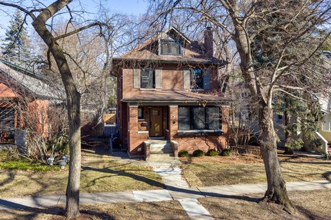 833 Lincoln Street Evanston IL 60201