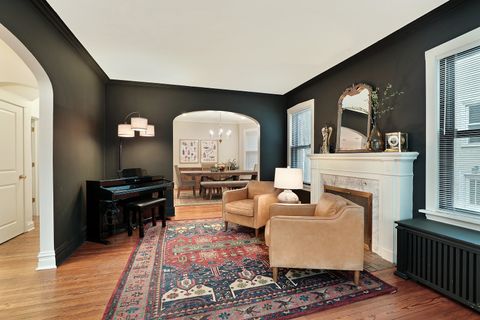 Tiny photo for 833 Lincoln Street, Evanston, IL 60201 (MLS # 12587794)