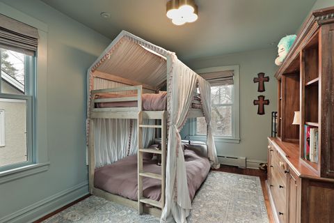 Tiny photo for 833 Lincoln Street, Evanston, IL 60201 (MLS # 12587794)