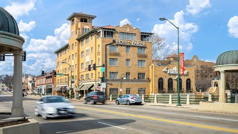 Tiny photo for 270 Charlestowne Lakes Drive, St. Charles, IL 60174 (MLS # 12570989)