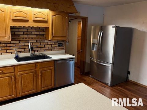 Tiny photo for 84 S New Thompson Lake Road, Carbondale, IL 62901 (MLS # EB460161)