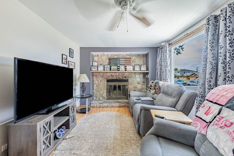 Tiny photo for 7711 Melvina Avenue, Burbank, IL 60459 (MLS # 12489556)
